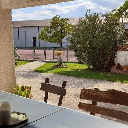 Casal De' Pini Relais Tennis E Piscina Casa vacanze *