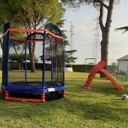 Casa vacanze Casal De' Pini Relais Tennis E Piscina