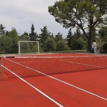 Casal De' Pini Relais Tennis E Piscina Santa Maria in Selva