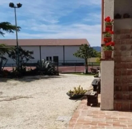 Ferienhaus Casal De' Pini Relais Tennis E Piscina Santa Maria in Selva