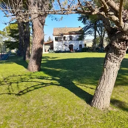 Casal De' Pini Relais Tennis E Piscina