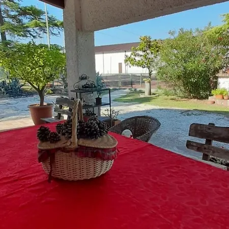 Casal De' Pini Relais Tennis E Piscina Ferienhaus Santa Maria in Selva