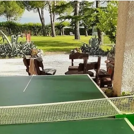 Casal De' Pini Relais Tennis E Piscina *