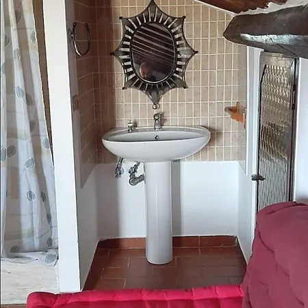 Casal De' Pini Relais Tennis E Piscina *