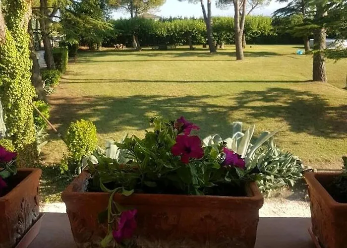 Casal De' Pini Relais Tennis E Piscina * Santa Maria in Selva