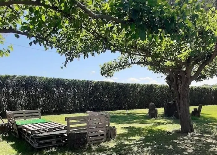 Σπίτι διακοπών Casal De' Pini Relais Tennis E Piscina