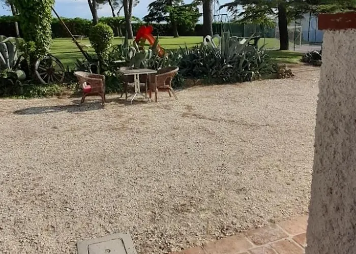 Casal De' Pini Relais Tennis E Piscina Santa Maria in Selva