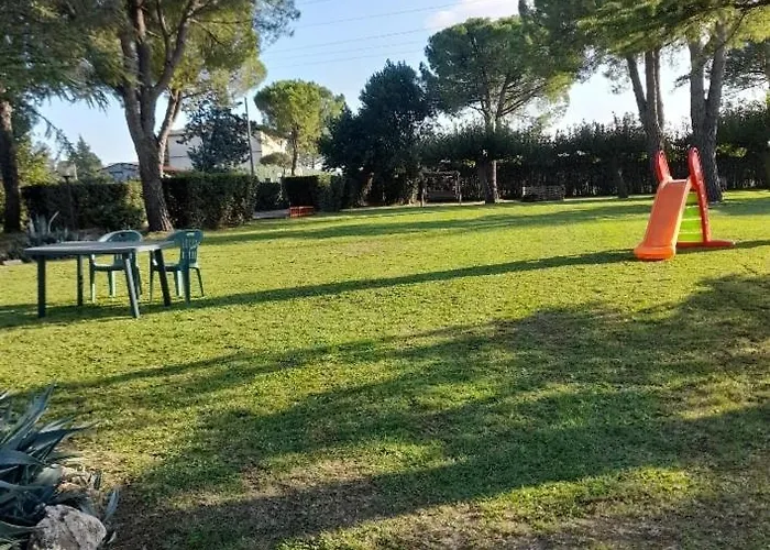 Σπίτι διακοπών Casal De' Pini Relais Tennis E Piscina