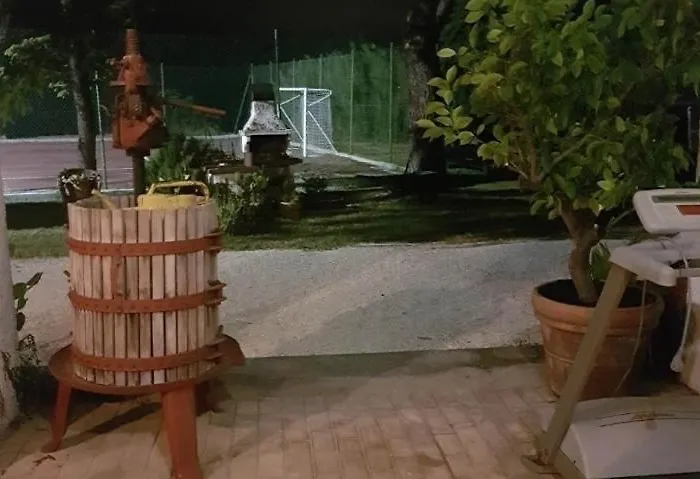 Σπίτι διακοπών Casal De' Pini Relais Tennis E Piscina